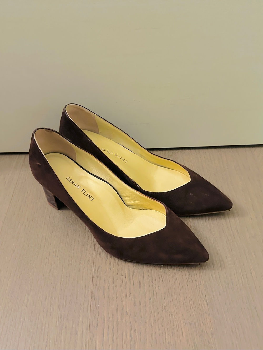 Sarah Flint "Perfect Emma" Pump in Deep Brown Suede - Size 7